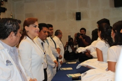 La Universidad Hipócrates realiza la 1a ceremonia de colocación de Batas