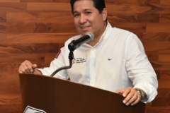 Firma de convenio entre la Universidad Hipócrates y la Secretaría de Medio Ambiente y Recursos Naturales (SEMAREN).