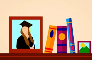 Imagen animada de un cuadro con una fotografía a lado de unos libros libros de colores.