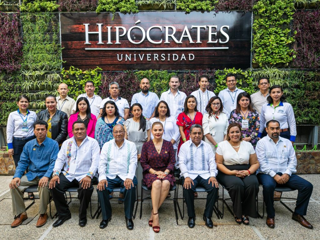 Se reúnen en la Universidad Hipócrates Instituciones de Educación Superior que integran la región Centro-Sur