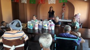 Se hizo la entrega de despensas al asilo de ancianos padre Ángel