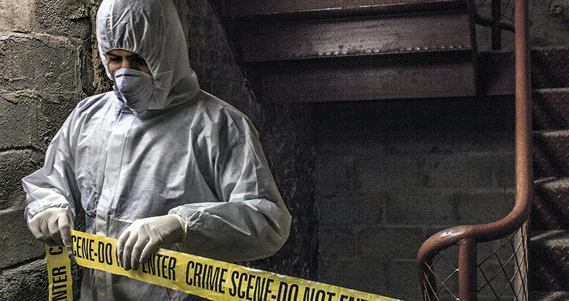 licenciatura criminologia, traje con cinta para no cruzar