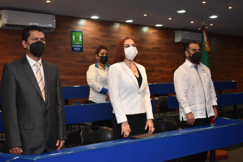 Egresa de la universidad Hipócrates, una nueva generación de médicos cirujanos