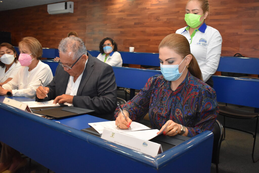 Firman convenio de colaboración la Universidad Hipócrates y el Tribunal ...