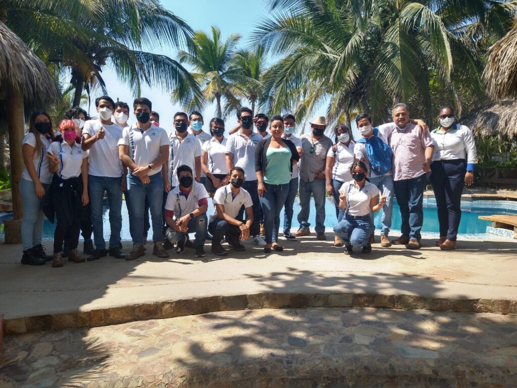 Practica de campo de los estudiantes en Arquitectura Urbanista