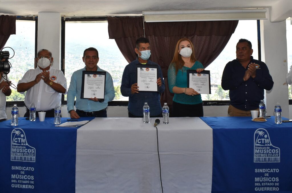 Convenio entre Universidad Hipócrates y el Sindicato de Músicos de Gro