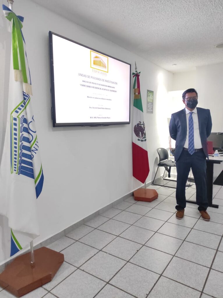 Egresados de Universidad Hipócrates presentaron examen profesional