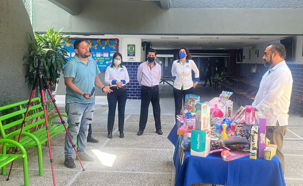 La universidad Hipócrates participa en el Juguetón 2022