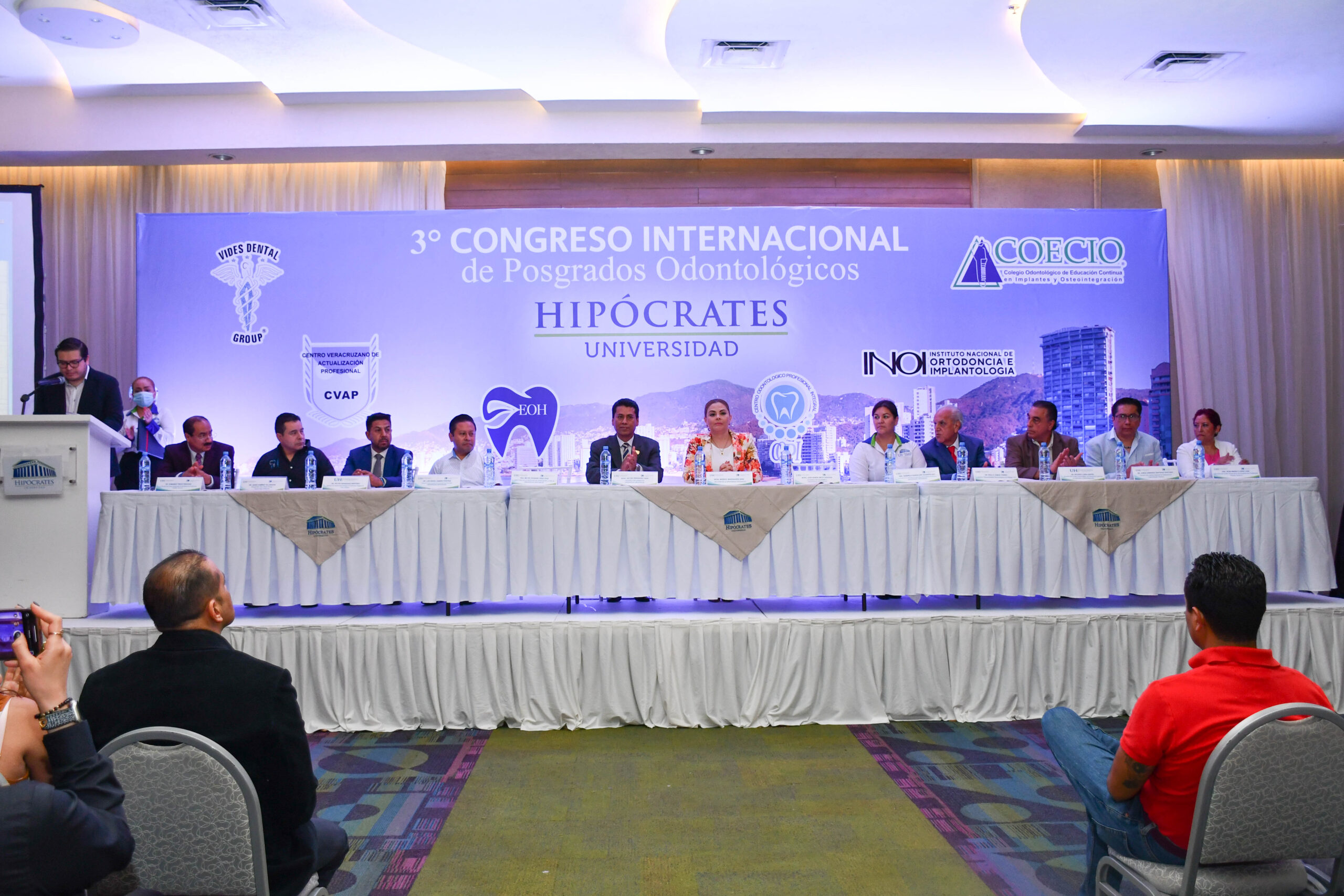 3° congreso internacional de posgrados odontológicos en la Universidad Hipócrates