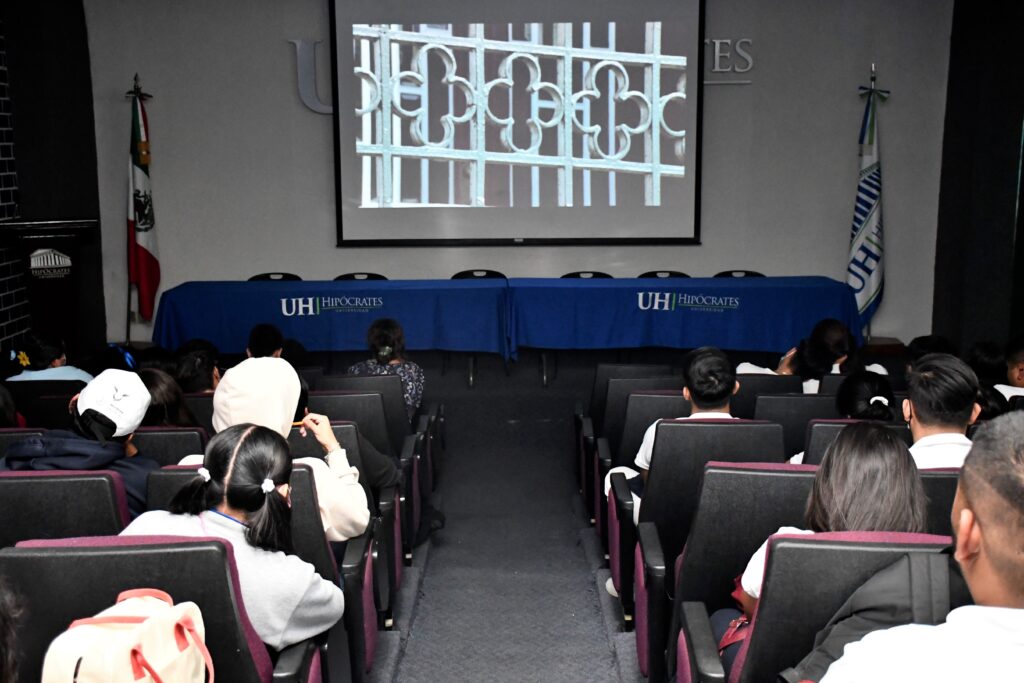 Proyecciones Cineclub en la Universidad Hipócrates