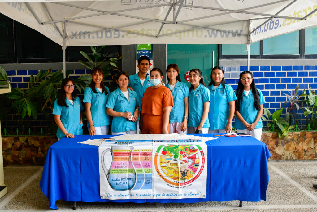 Actividad de los estudiantes de Nutrición en la Universidad Hipócrates