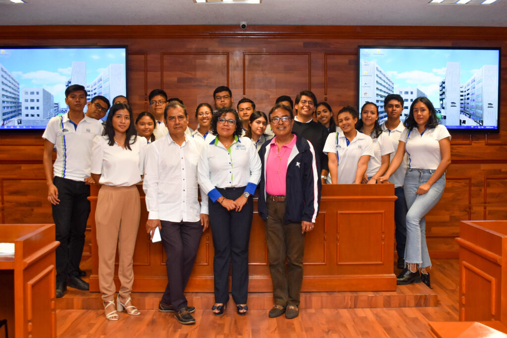 Jornada Académica “Tecnología y Crecimiento” en Universidad Hipócrates