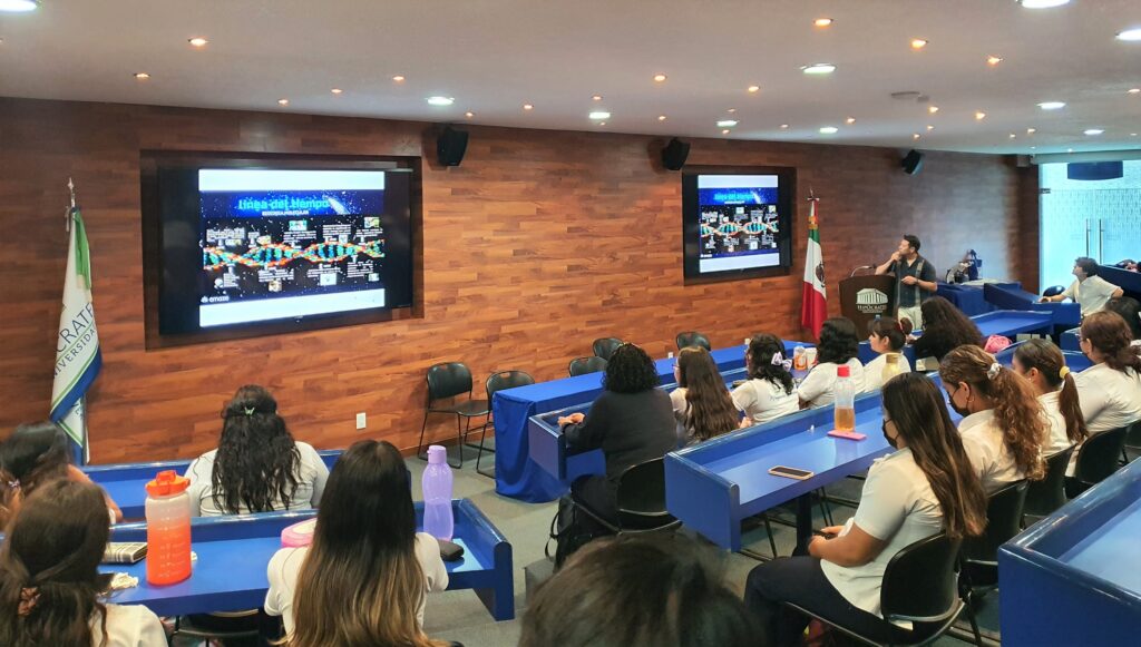 Alumnos de la Universidad Hipócrates en la jornada de Biología molecular