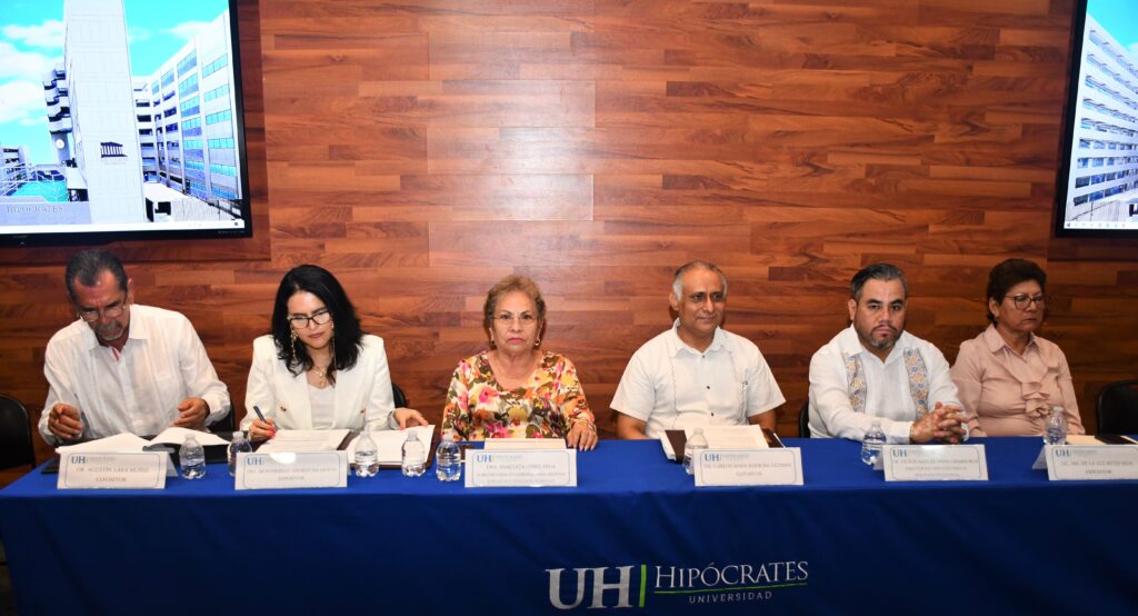 Universidad Hipócrates sede del Foro de los Premios al Mérito Jurídico