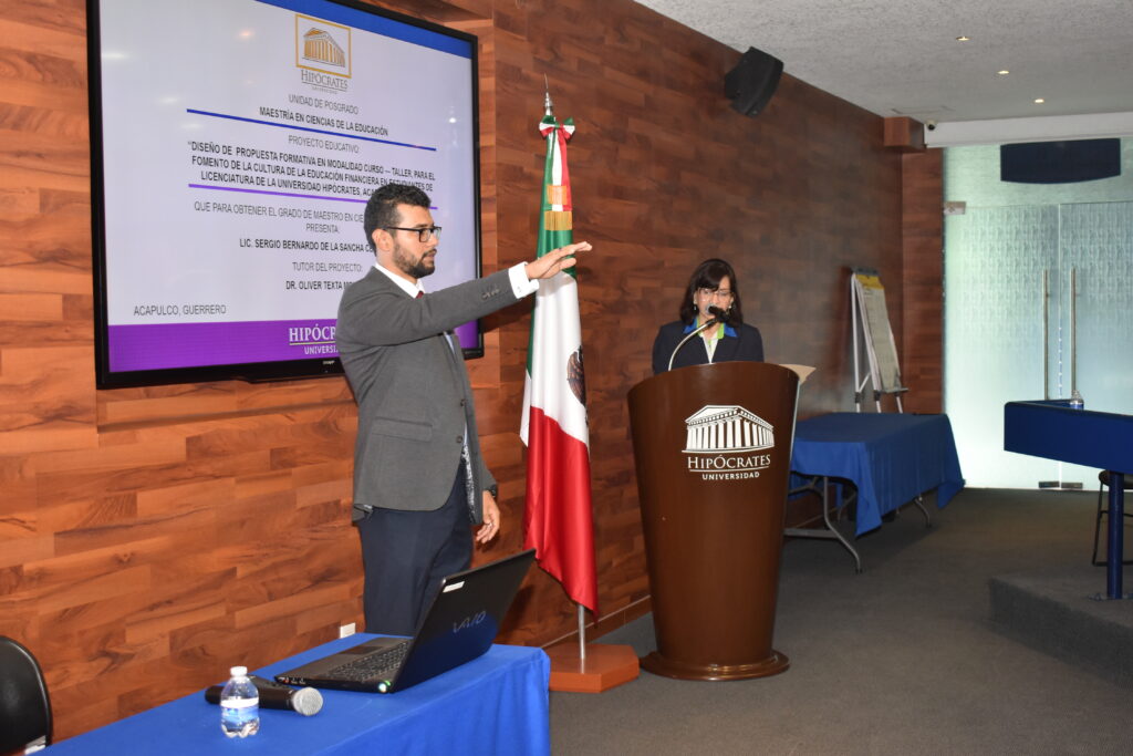 Jornada de exámenes profesionales en la Universidad Hipócrates