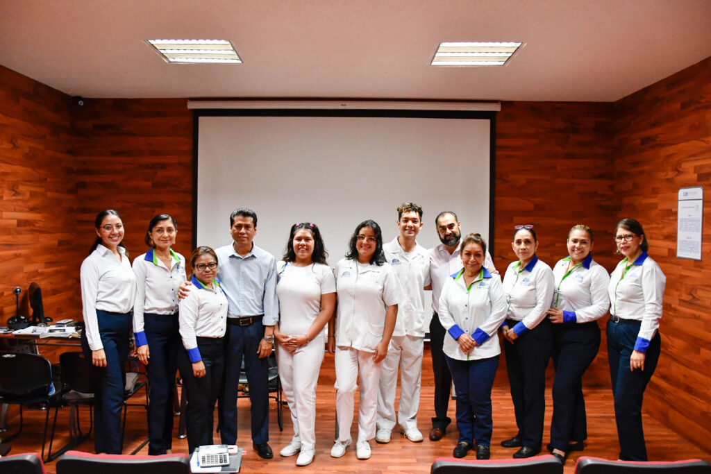 Investigaciones de estudiantes Medico Cirujano en el programa Delfín