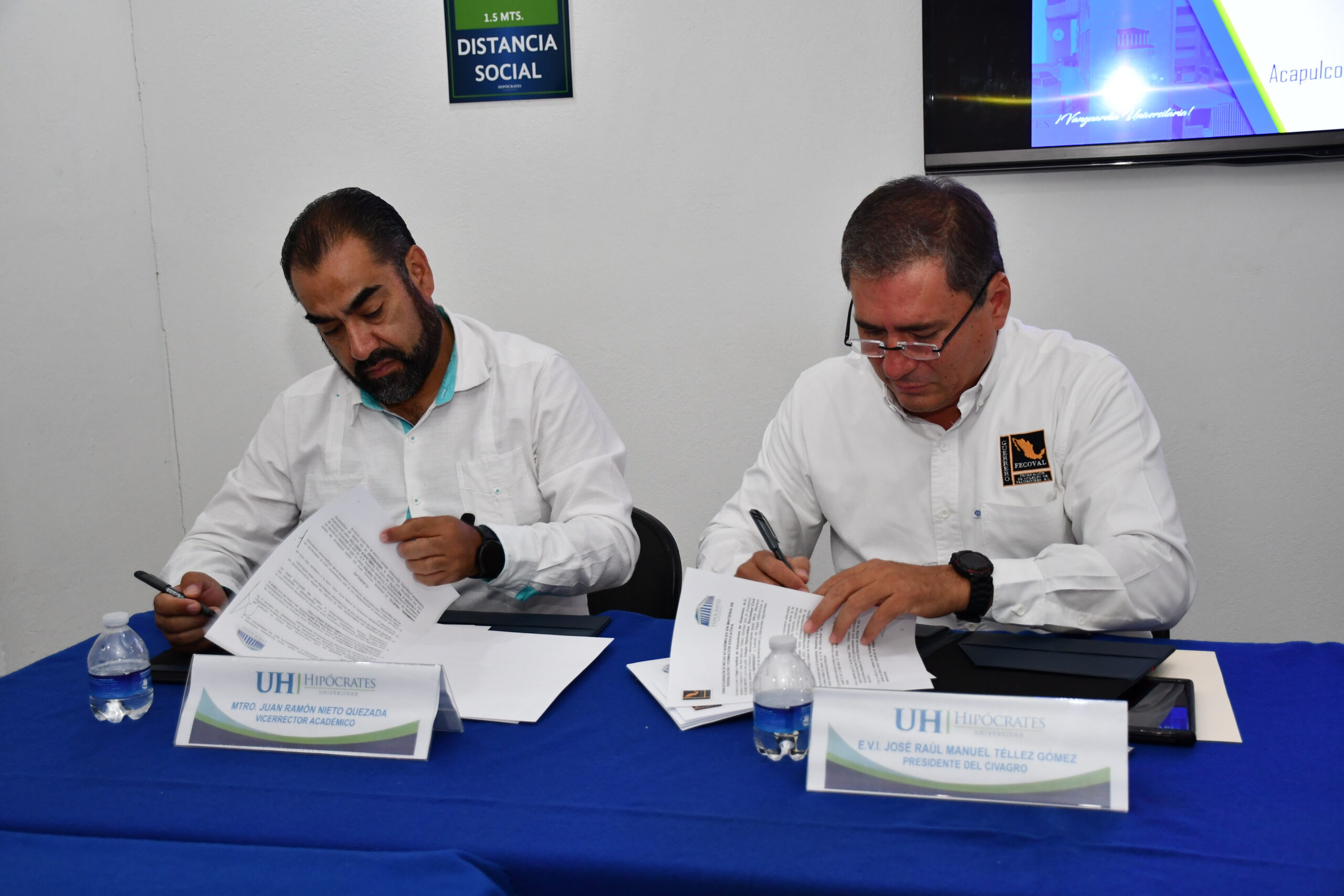 FIRMAN CONVENIO DE COLABORACIÓN UNIVERSIDAD HIPÓCRATES Y EL COLEGIO E ...