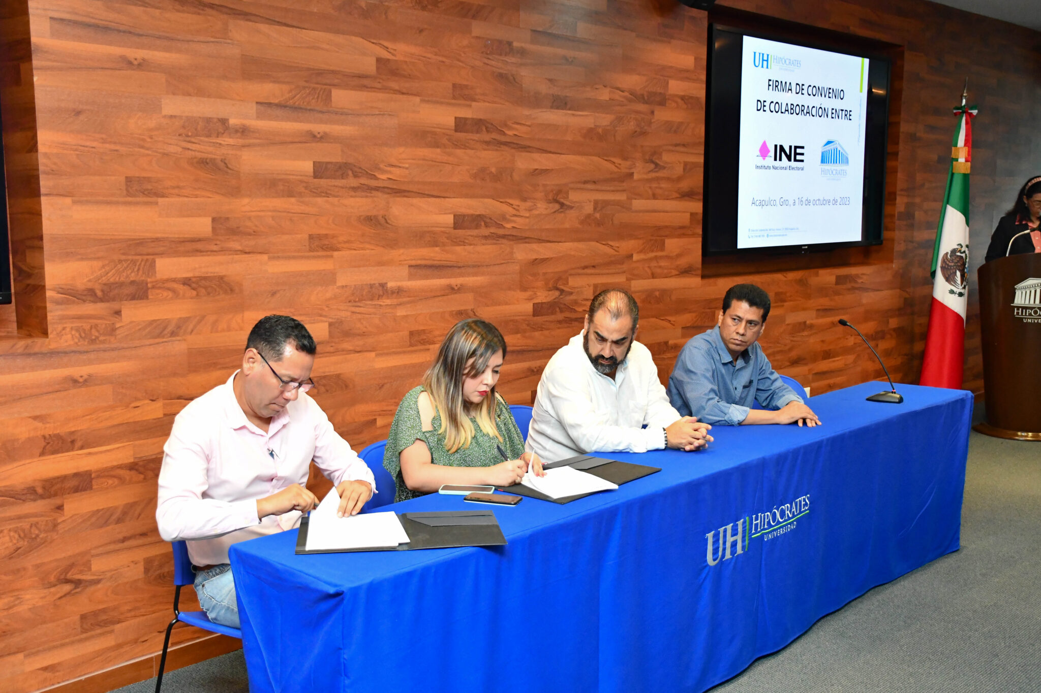 Firma de convenio de colaboración entre la Universidad Hipócrates y la ...