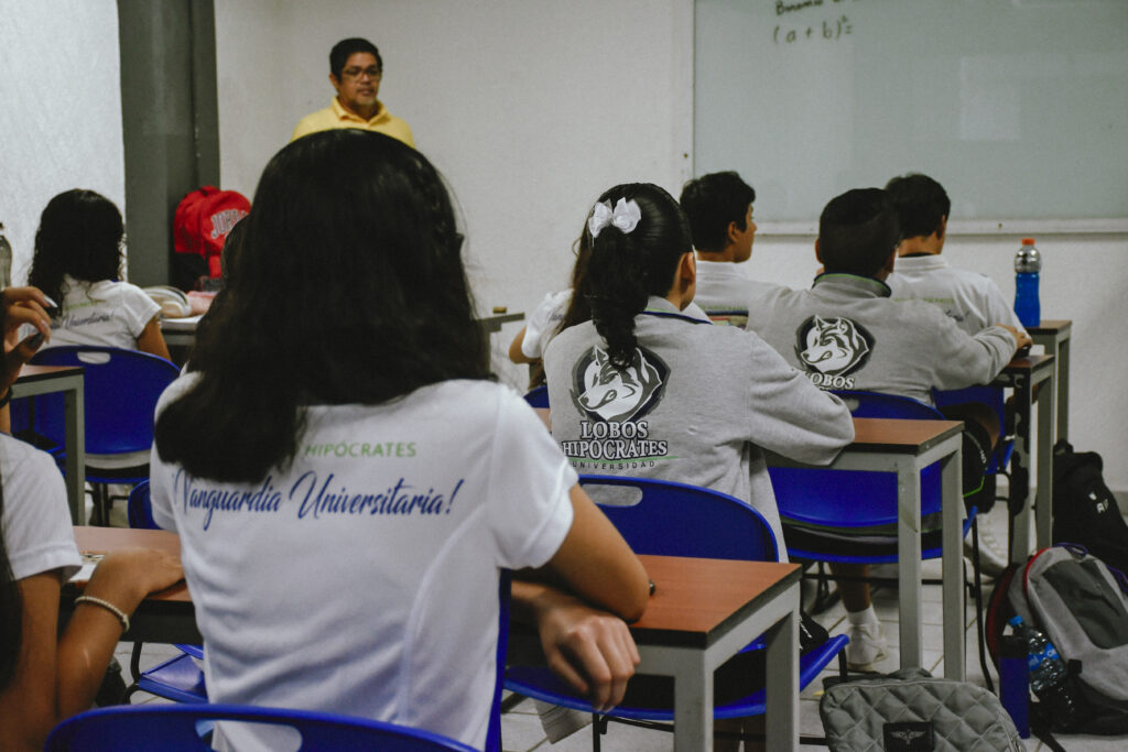 Regreso a clases en Universidad Hipócrates