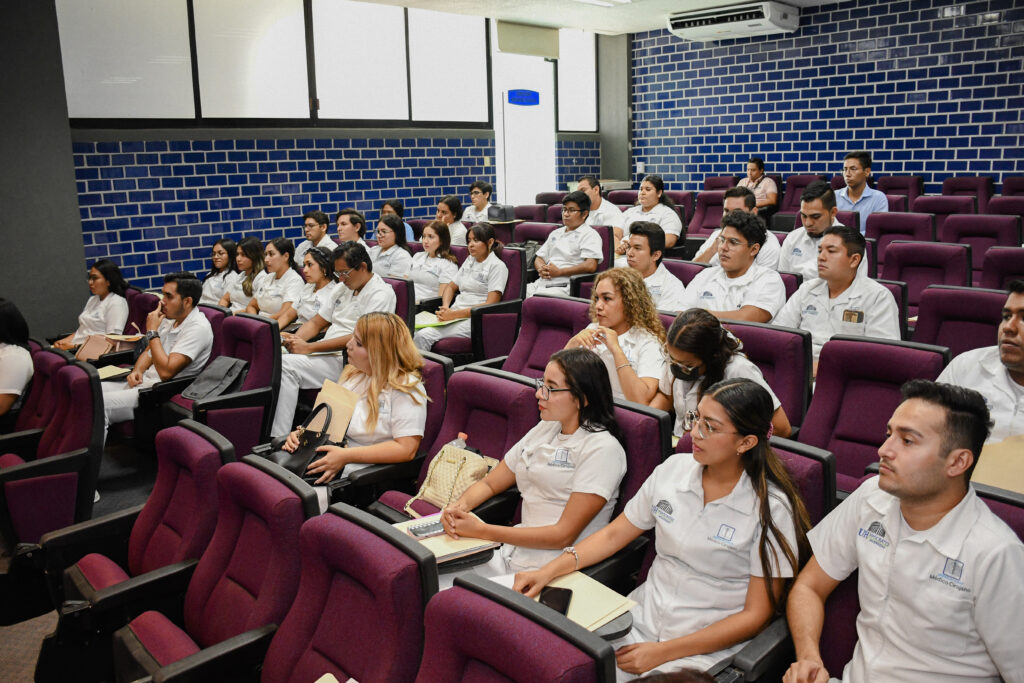 Se le asignan campos clínicos a médicos pasantes de la Universidad Hipócrates