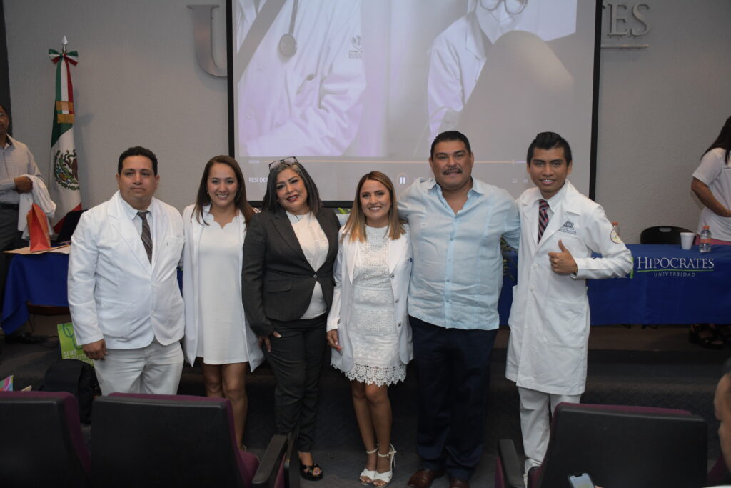 Universidad Hipócrates felicita al egresado Dr. Óscar Alberto Sánchez Pacheco por su especialidad en medicina familiar