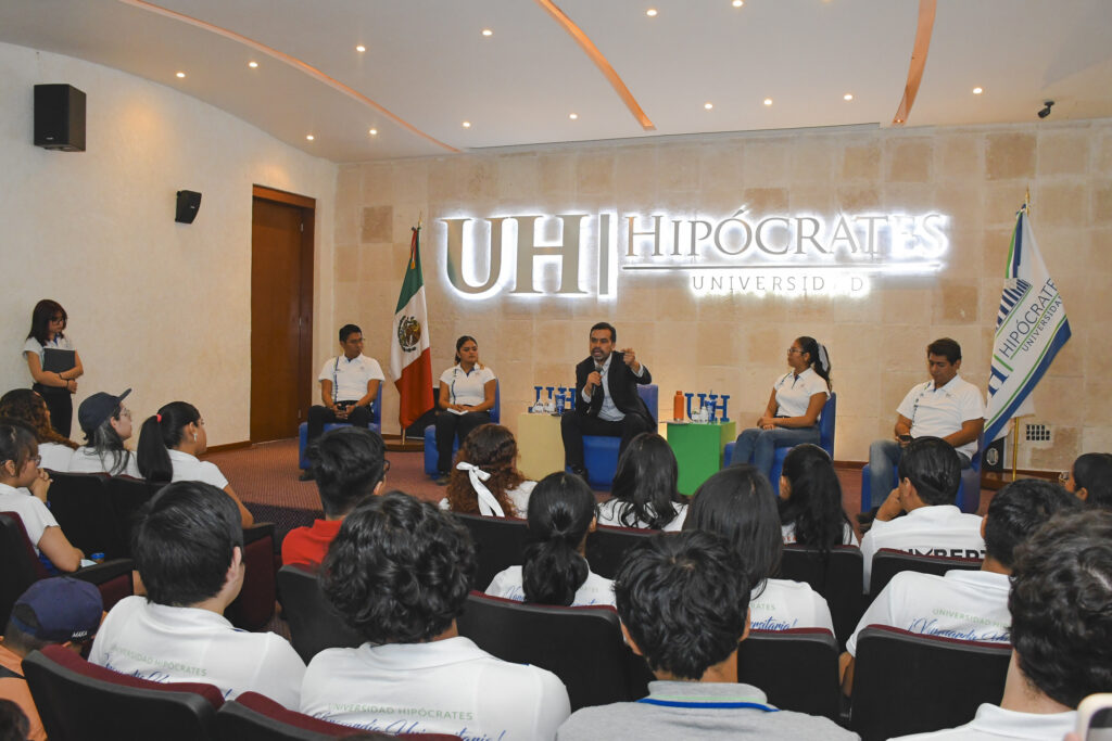Diálogo entre la comunidad universitaria y el candidato Jorge Álvarez Máynez