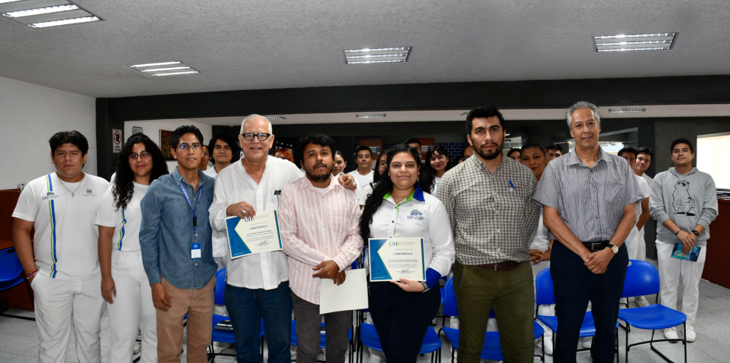 Reconocimientos a los participantes por su contribución al Día del Libro en La Universidad Hipócrates