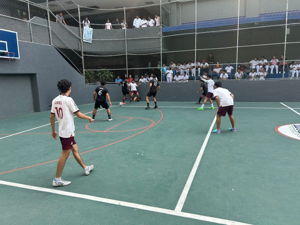 Concluye Torneo de Fútbol Universitario con Victoria del equipo “Médicos”