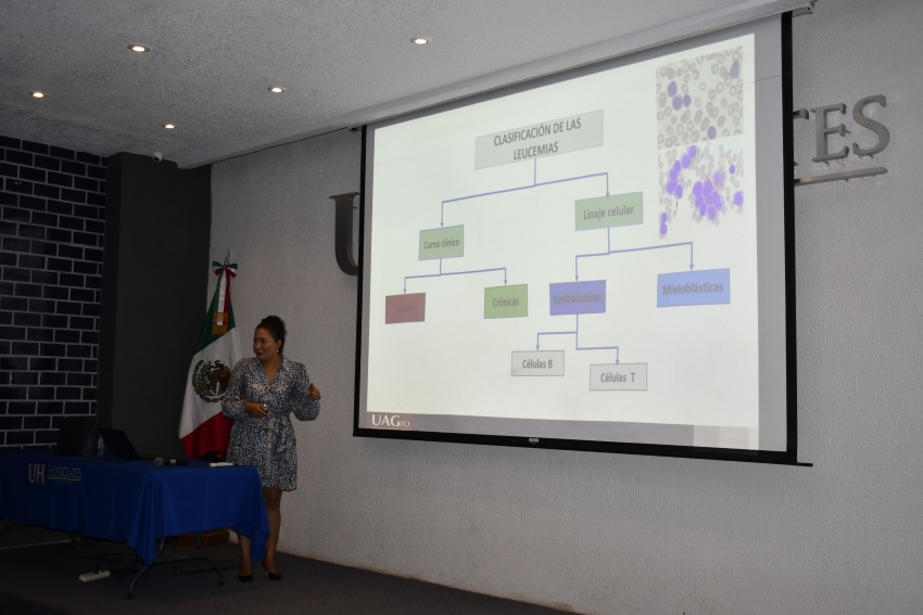 Los futuros Químicos Biólogos Parasitólogos de la Universidad Hipócrates reciben capacitación complementaria.