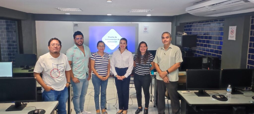 La Universidad Hipócrates brinda capacitación continua a sus docentes.
