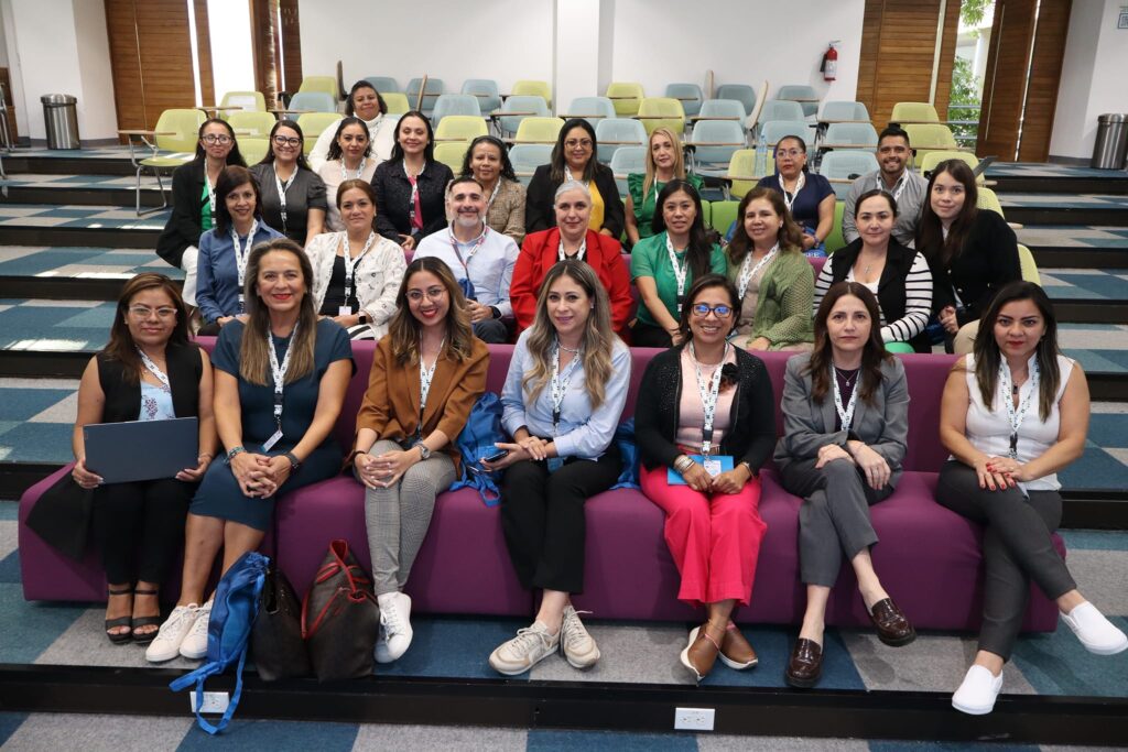 Participación en el 17 Congreso de Administración Escolar por Universidad Hipócrates
