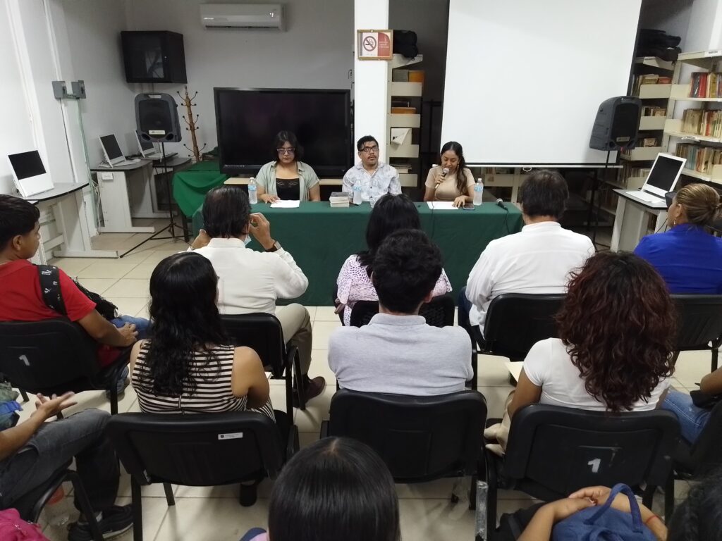 Presentación de literatura el libro "El oficio de la pérdida"