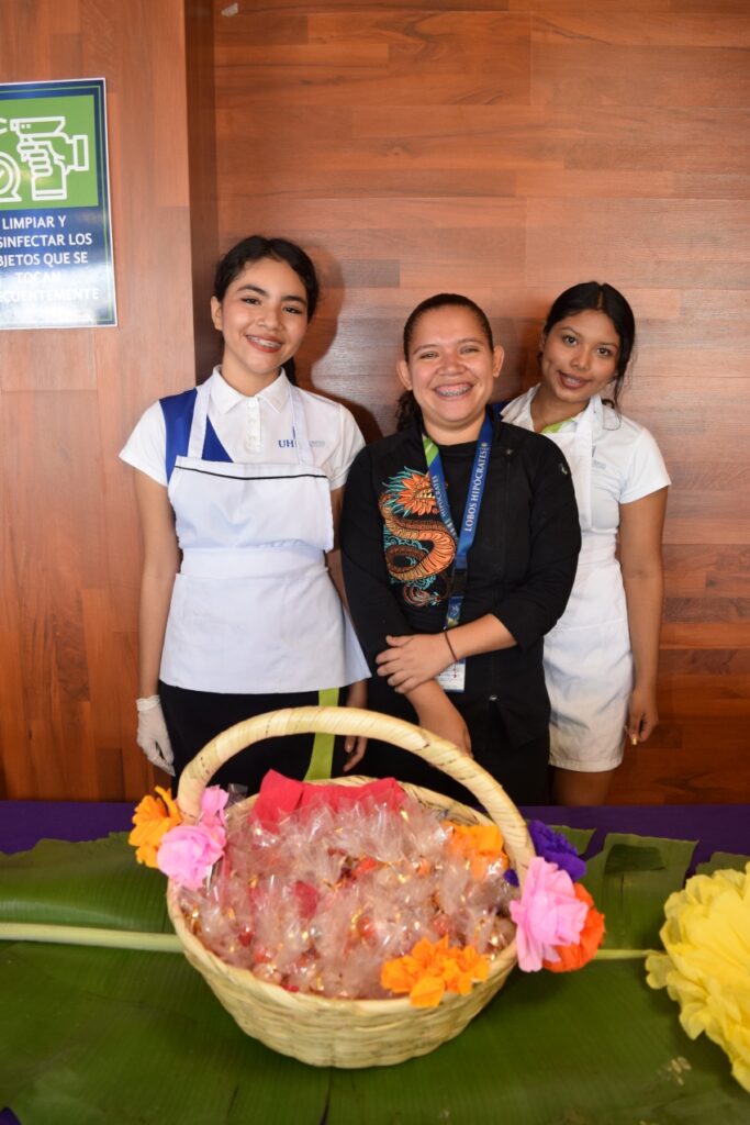 Festiva gastronómico en preparatoria Hipócrates