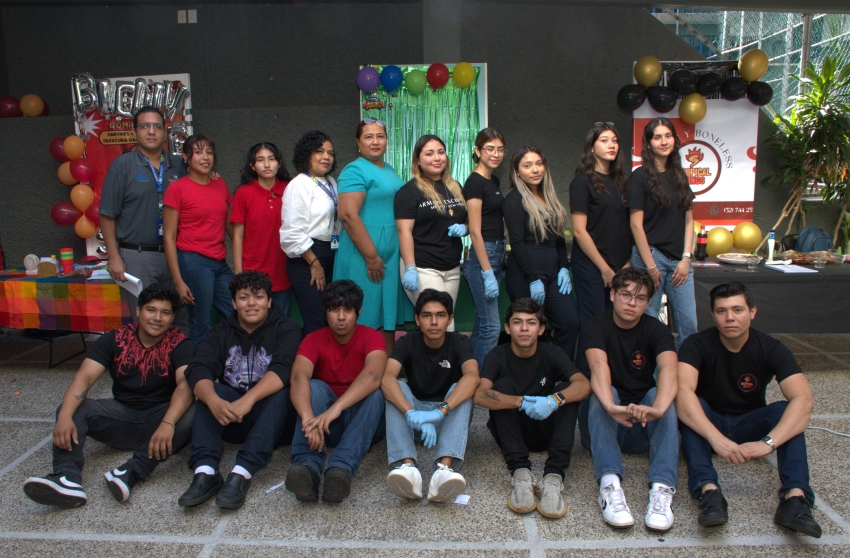 Presentación de proyectos empresariales en estudiantes de administración