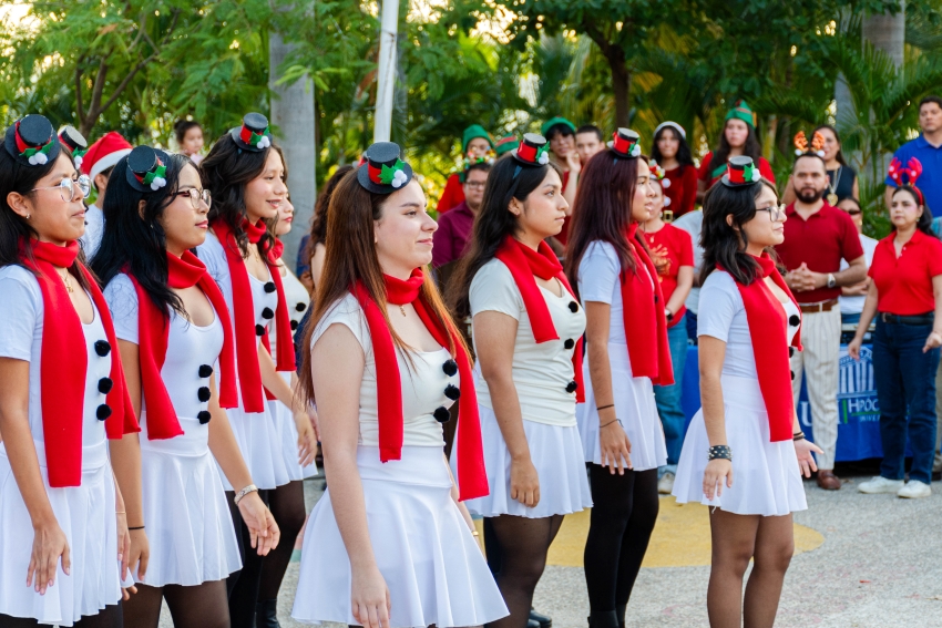 Festival de Villancicos Navideños 2025 en la Preparatoria Hipócrates.