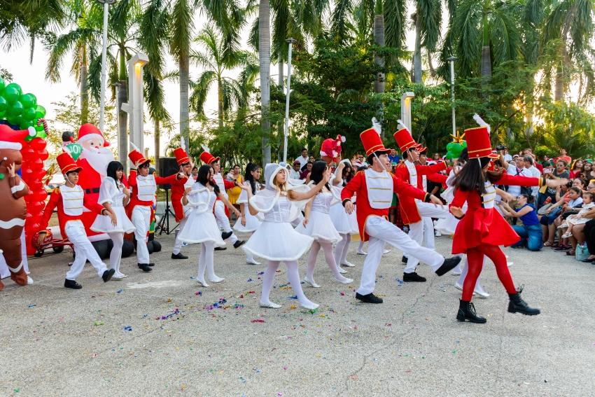 Festival de Villancicos Navideños 2025 en la Preparatoria Hipócrates.