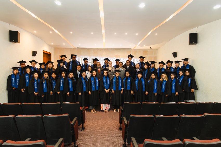 Ceremonia de Clausura de Posgrados: Maestrías y Especialidades.
