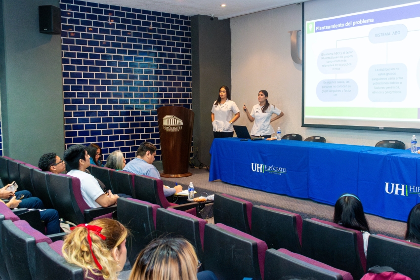 Presentación de protocolos de la licenciatura en Químico Biólogo Parasitólogo.
