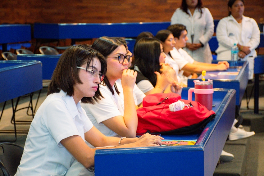Bienvenida al Ciclo Escolar Primavera 2026: Licenciatura en Médico Cirujano.