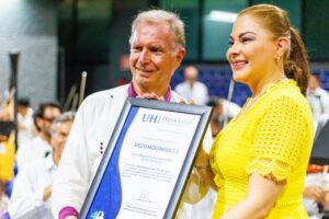 La Orquesta Filarmónica de Acapulco (OFA), realizado en el marco de las festividades por el 40 aniversario de Universidad Hipócrates.