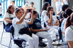 Los Viernes Culturales en UH con la presentación del recital “Decir, Cantar poesía.