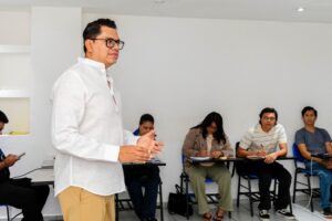 Platica con jóvenes