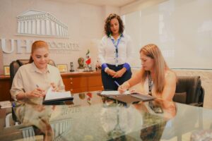 Formalización del un nuevo Convenio de Colaboración de Becas Académicas en Materia.