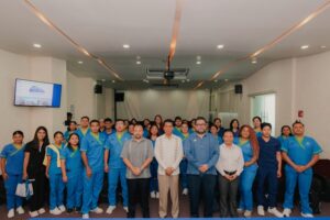 Los alumnos de dan comienzo a una etapa académica de su vida.