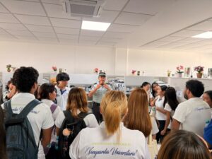 Los alumnos realizaron una visita guiada al Cuartel General de la Guardia Nacional.