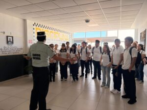 Los alumnos realizaron una visita guiada al Cuartel General de la Guardia Nacional.
